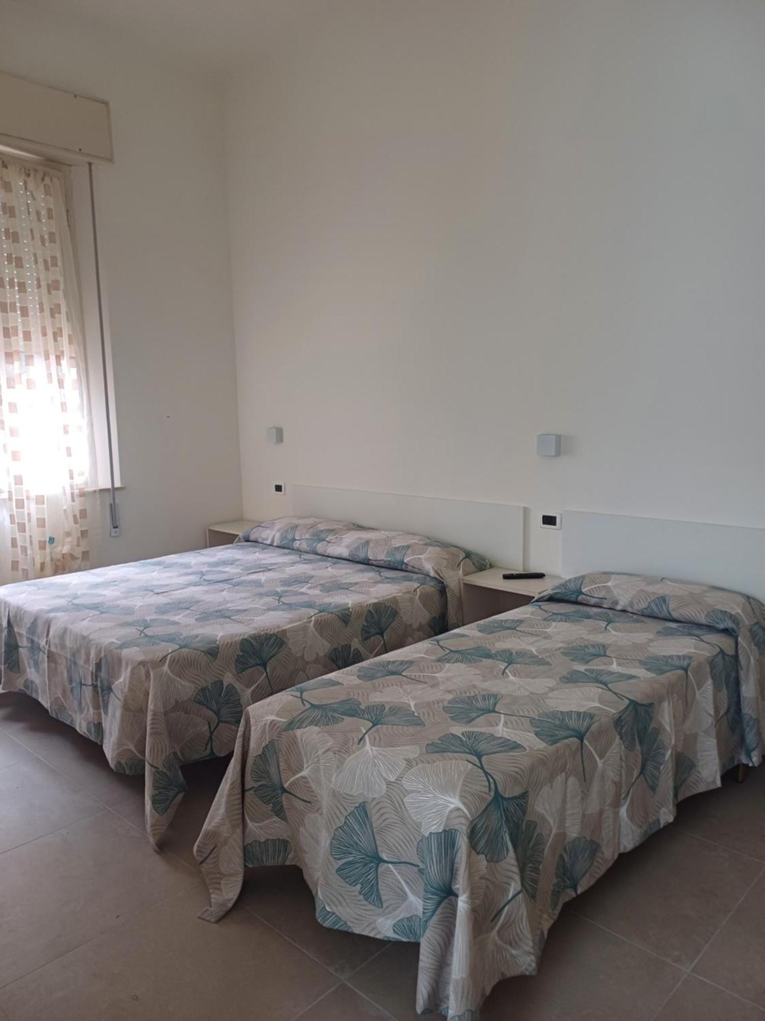 Hotel Flora 3*