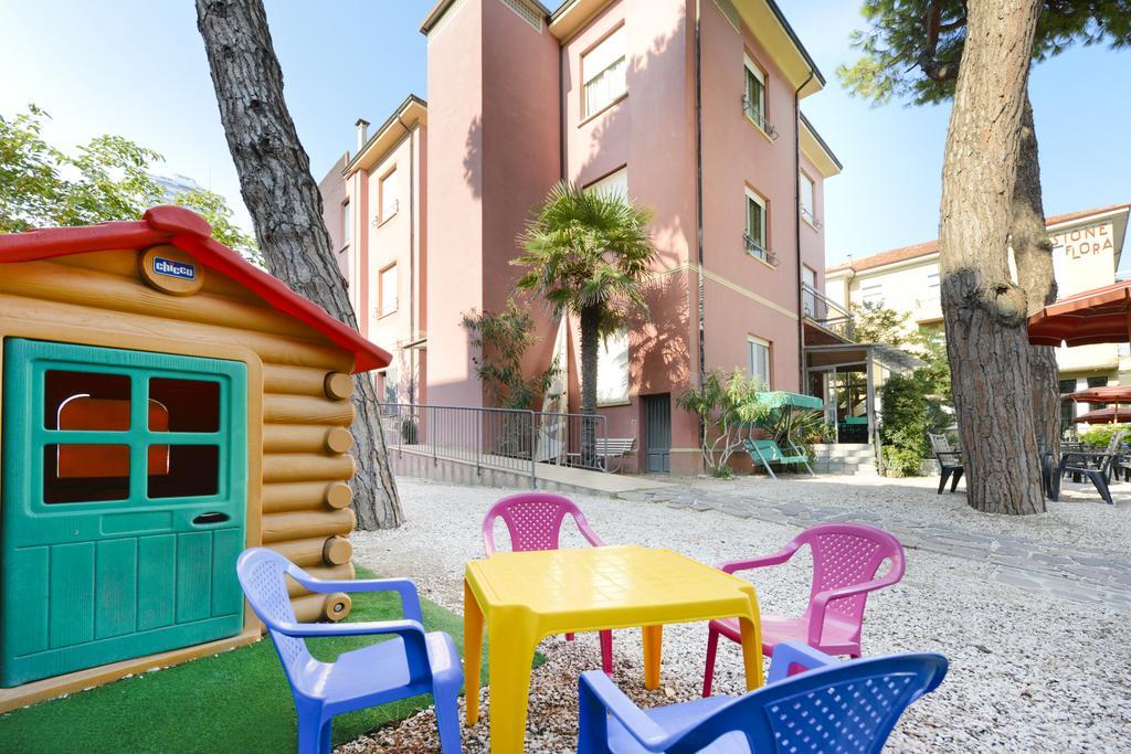 Hotel Hotel Flora 3*